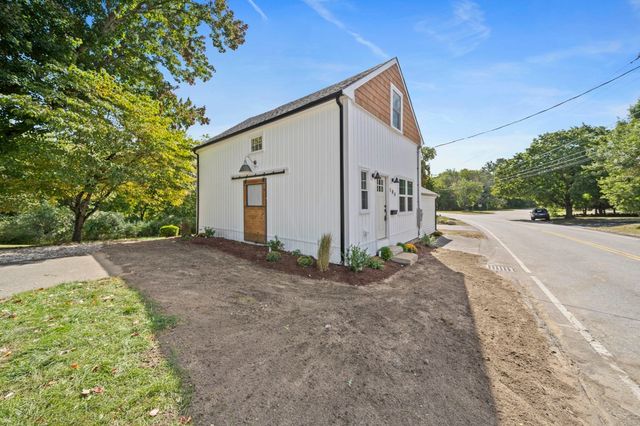 186 Elm, Hanover, MA 02339