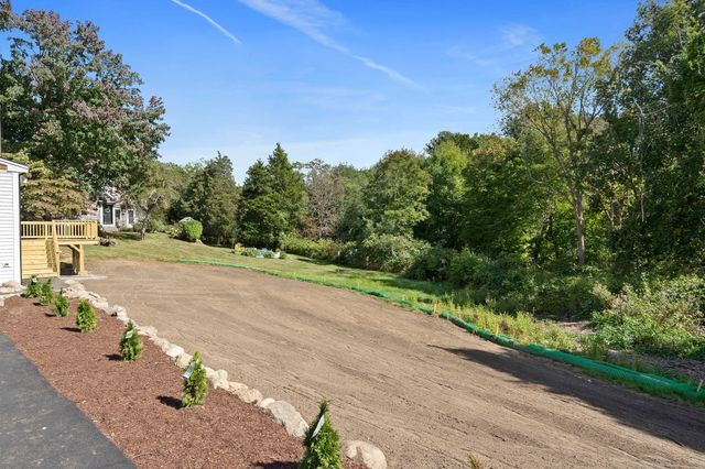 186 Elm, Hanover, MA 02339