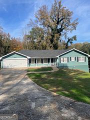 5205 Corinth Circle #3, Stone Mountain, GA 30087