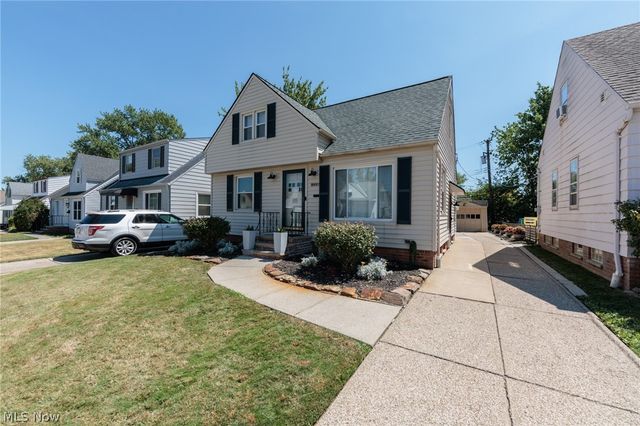 15308 Maplewood Avenue, Maple Heights, OH 44137