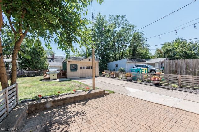 15308 Maplewood Avenue, Maple Heights, OH 44137