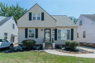15308 Maplewood Avenue, Maple Heights, OH 44137