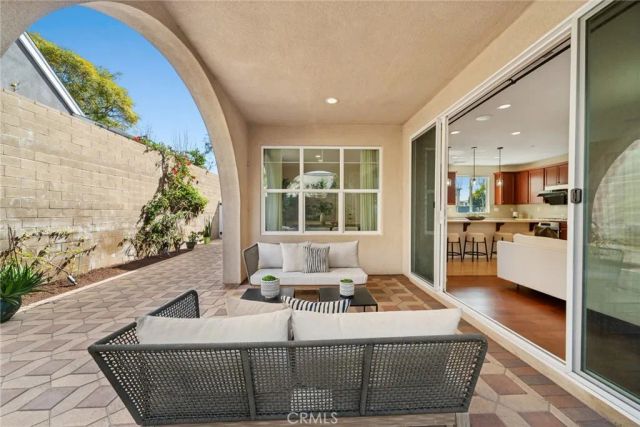 101 Newington, Irvine, CA 92618