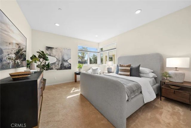 101 Newington, Irvine, CA 92618