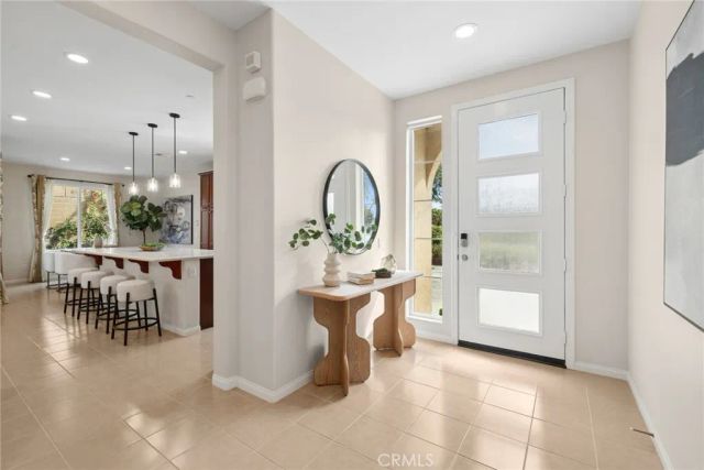 101 Newington, Irvine, CA 92618