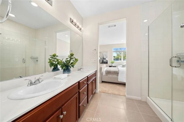 101 Newington, Irvine, CA 92618