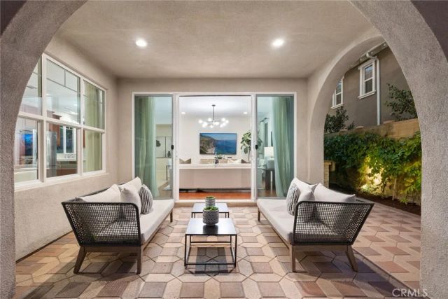 101 Newington, Irvine, CA 92618