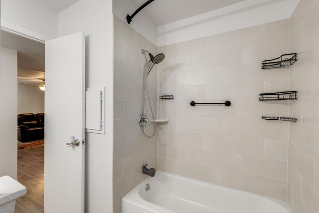5352 W Port Au Prince Lane, Glendale, AZ 85306