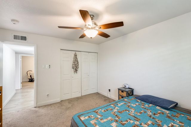 5352 W Port Au Prince Lane, Glendale, AZ 85306