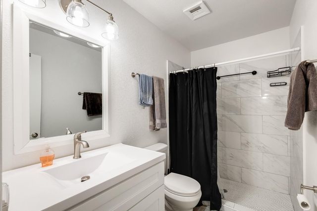 5352 W Port Au Prince Lane, Glendale, AZ 85306