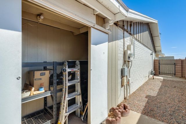 5352 W Port Au Prince Lane, Glendale, AZ 85306