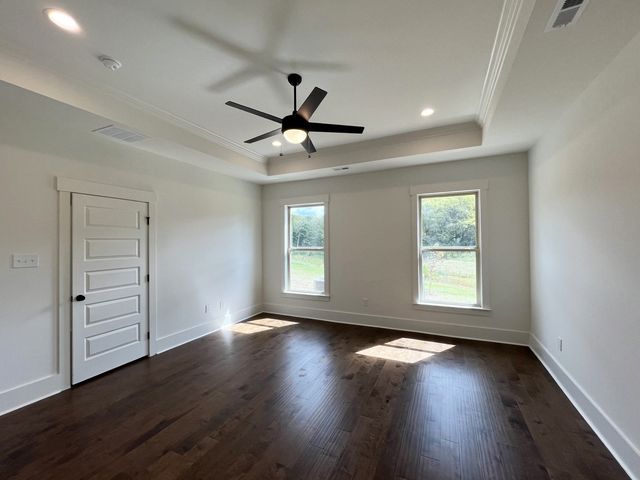 8733 Turnbull Dr, Pleasant View, TN 37146