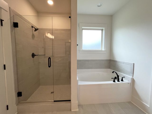 8733 Turnbull Dr, Pleasant View, TN 37146