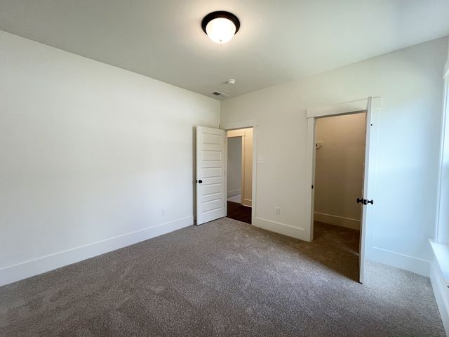 8733 Turnbull Dr, Pleasant View, TN 37146