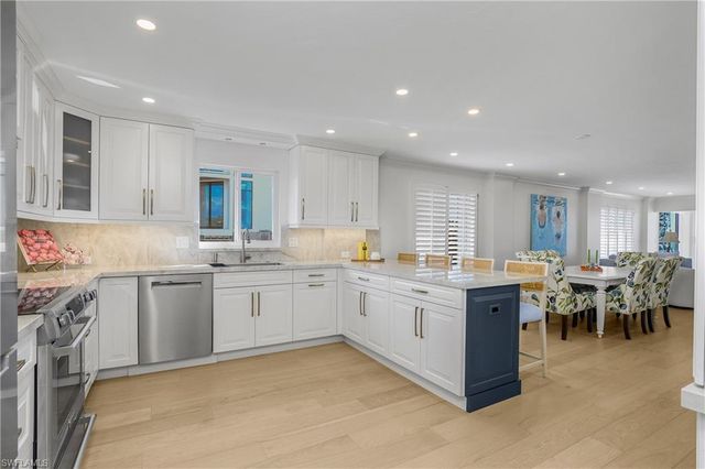 1717 Gulf Shore BLVD N # 101, Naples, FL 34102