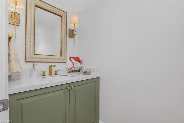 1717 Gulf Shore BLVD N # 101, Naples, FL 34102