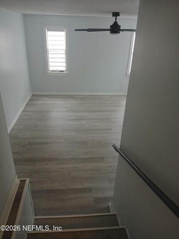 6055 CARLTON Road, Jacksonville, FL 32244