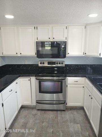 6055 CARLTON Road, Jacksonville, FL 32244