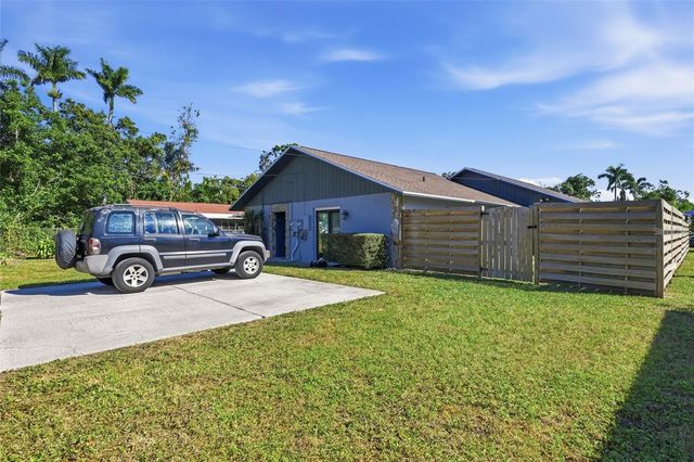 1524 & 1528 28TH STREET W, Bradenton, FL 34205