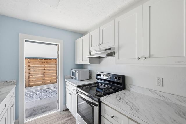 1524 & 1528 28TH STREET W, Bradenton, FL 34205