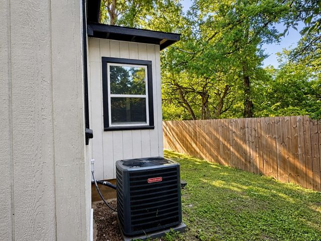 2909 56th Street, Dallas, TX 75241