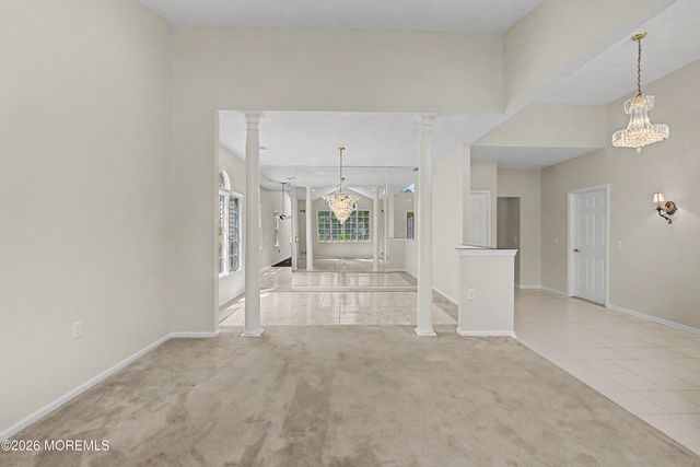 17 Umberland Place, Monroe, NJ 08831