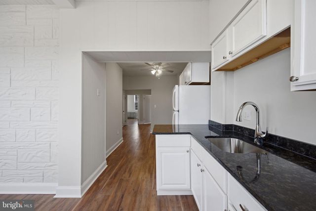 605 LYNDHURST ST, Baltimore, MD 21229