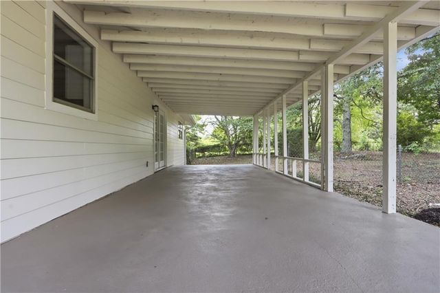 2001 Lietch Lane NE, Conyers, GA 30012