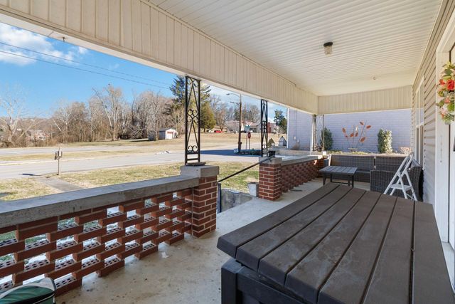 630 E Bourne Avenue, Somerset, KY 42503