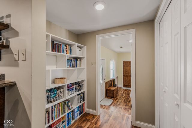 5998 W 550 S, Columbus, IN 47201