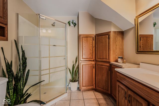 5998 W 550 S, Columbus, IN 47201