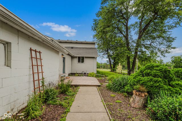 5998 W 550 S, Columbus, IN 47201