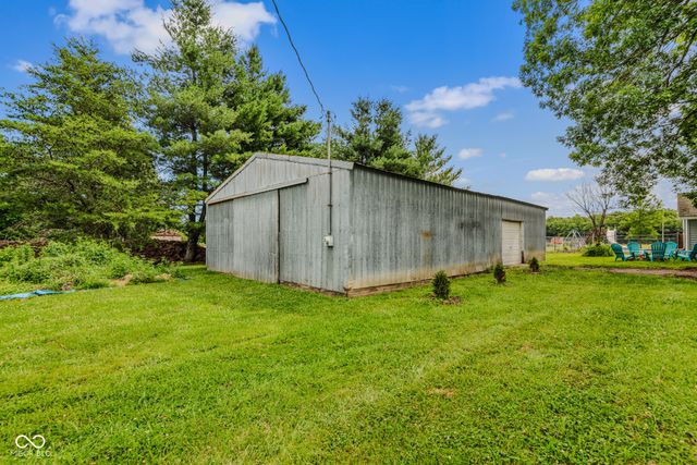 5998 W 550 S, Columbus, IN 47201