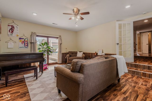 5998 W 550 S, Columbus, IN 47201