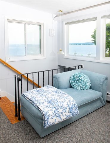 182 Bayview Avenue, Portsmouth, RI 02871
