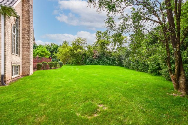 3613 Crestview Drive, Long Grove, IL 60047