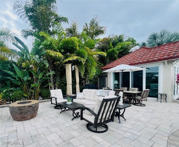 4589 Southern Breeze DR, Naples, FL 34114