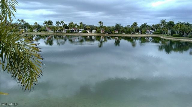 4589 Southern Breeze DR, Naples, FL 34114