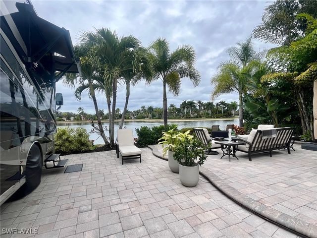 4589 Southern Breeze DR, Naples, FL 34114