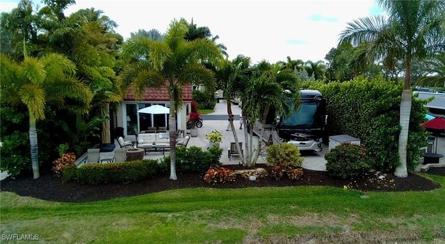 4589 Southern Breeze DR, Naples, FL 34114