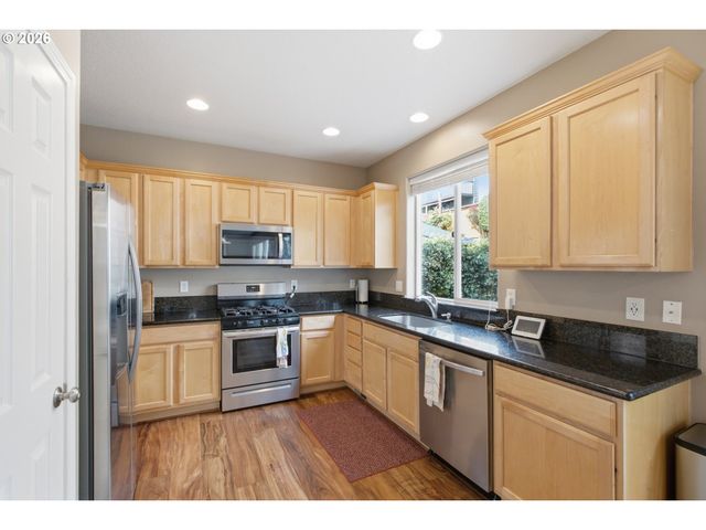 3204 SABO Ln, West Linn, OR 97068