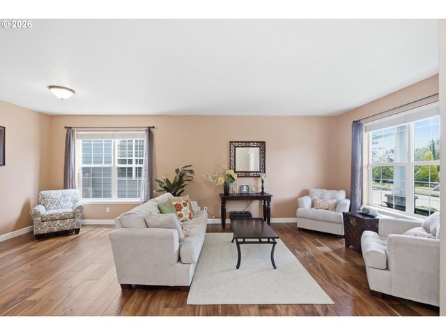 3204 SABO Ln, West Linn, OR 97068