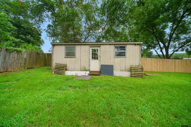 3018 Tower Dr, Tyler, TX 75701