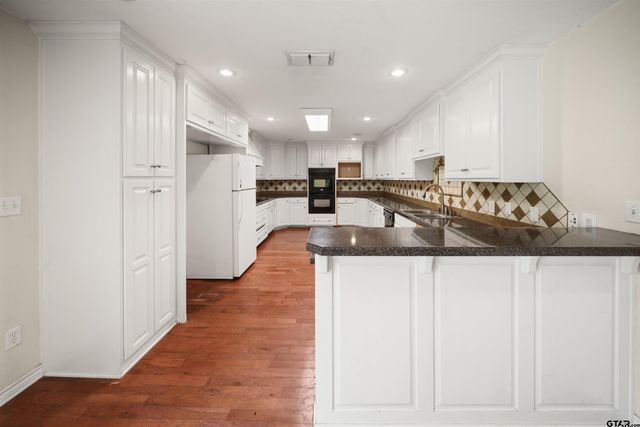 3018 Tower Dr, Tyler, TX 75701