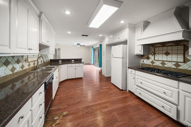 3018 Tower Dr, Tyler, TX 75701