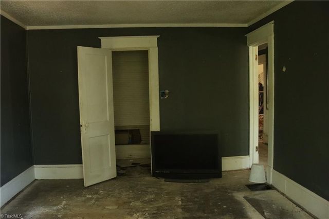 1433 Larkin Street, High Point, NC 27262