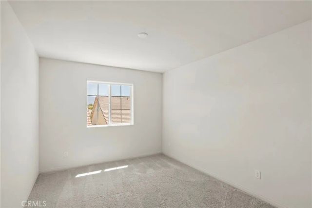 1679 Gooseberry Lane, San Jacinto, CA 92583