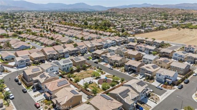 1679 Gooseberry Lane, San Jacinto, CA 92583