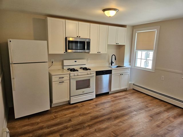 242 Main St 1, North Andover, MA 01845