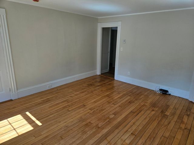 242 Main St 1, North Andover, MA 01845